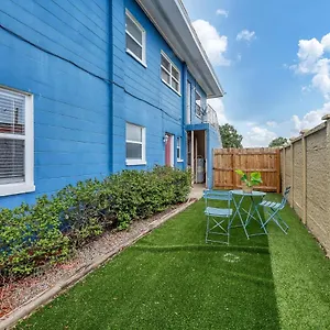Apartment New Huge Garden 1br, Tampa