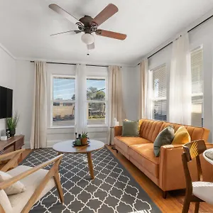 Apartment 1 Min Away From Bayshore, Sleeps 7, Tampa